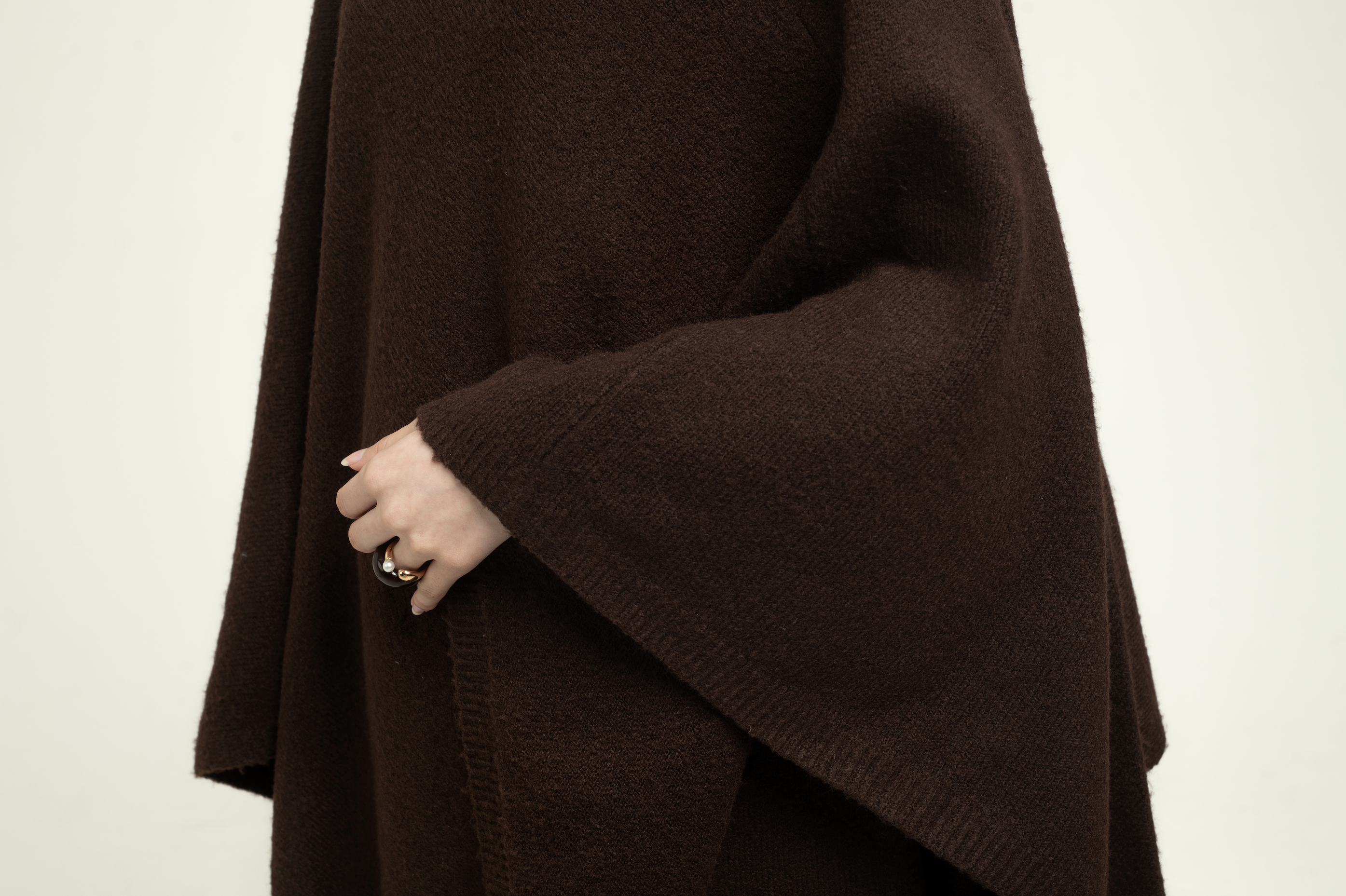 Brushed knit Cape - Chocolate
